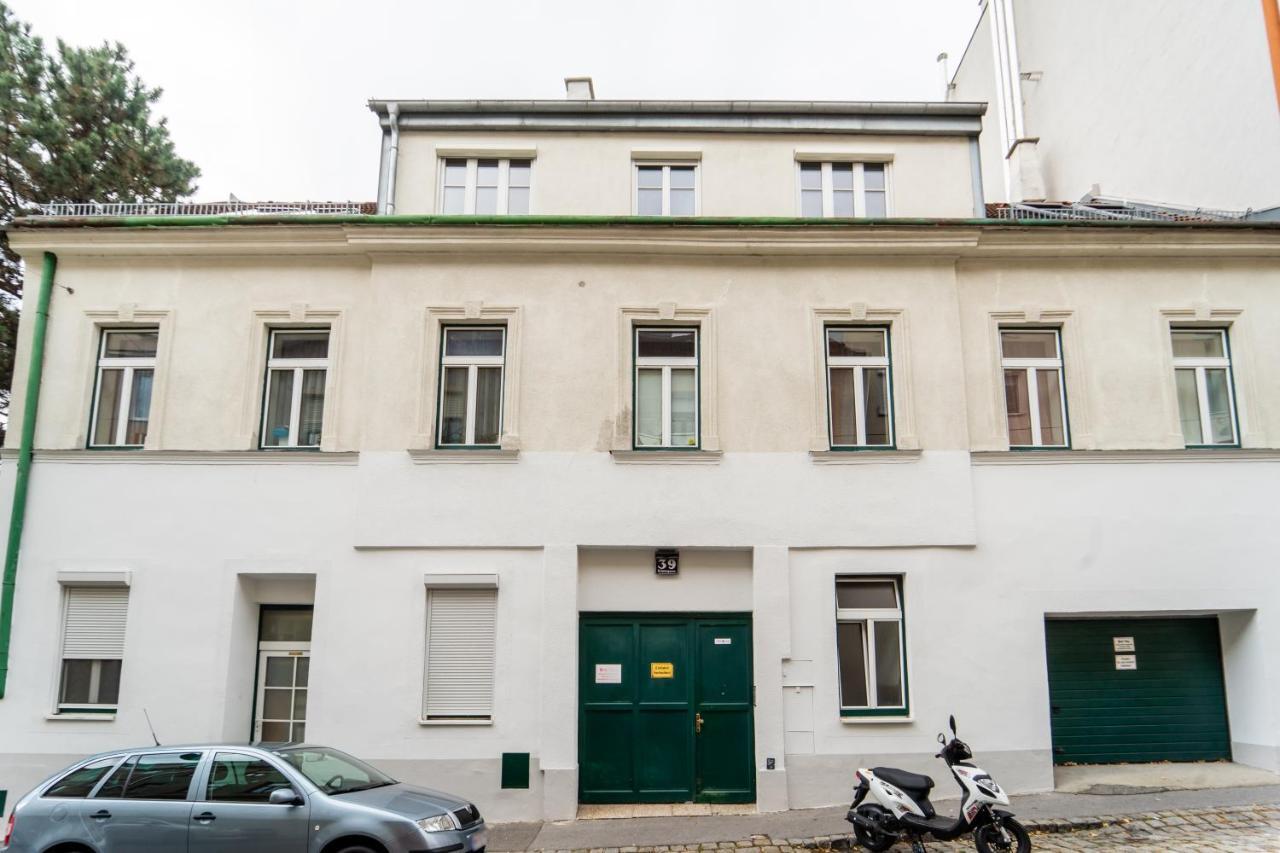 Rooftop Near Mariahilfstrasse - Free Garage Appartamento *